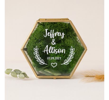 Box na prsteny se jmény a datem svatby různé designy