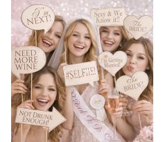 Rekvizity na focení na rozlučku se svobodou